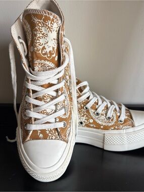 Converse  All Star Lift Platform High Top Bandana Paisley Women’s 6